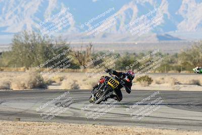 media/Dec-07-2025-CVMA (Sun) [[3e7d2de5dc]]/Race 18-Formula Twins-Formula 40 UL/